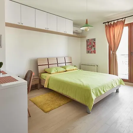 Private 5 Star In Flat Iron Daire Üsküp